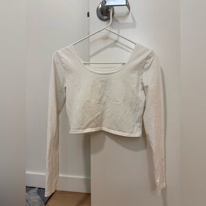 Brandy Melville white long sleeve cropped top